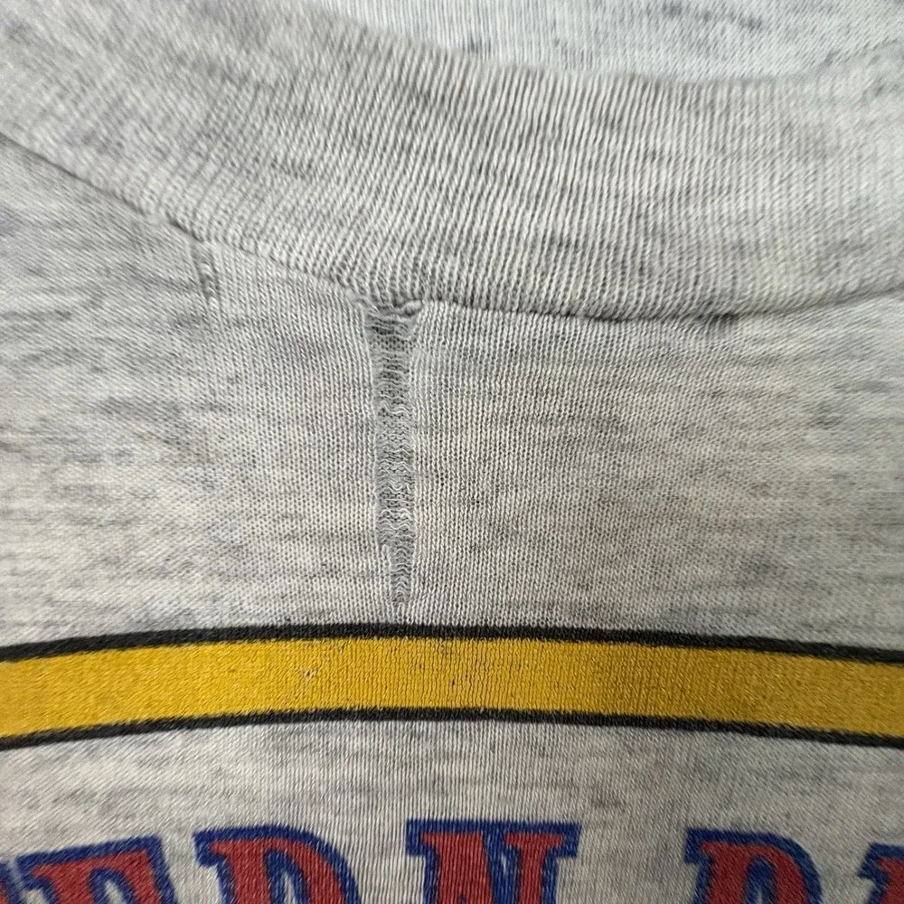 VTG TNT Men's L Gray 1991 Pittsburgh Pirates MLB Champions Distressed Stained T